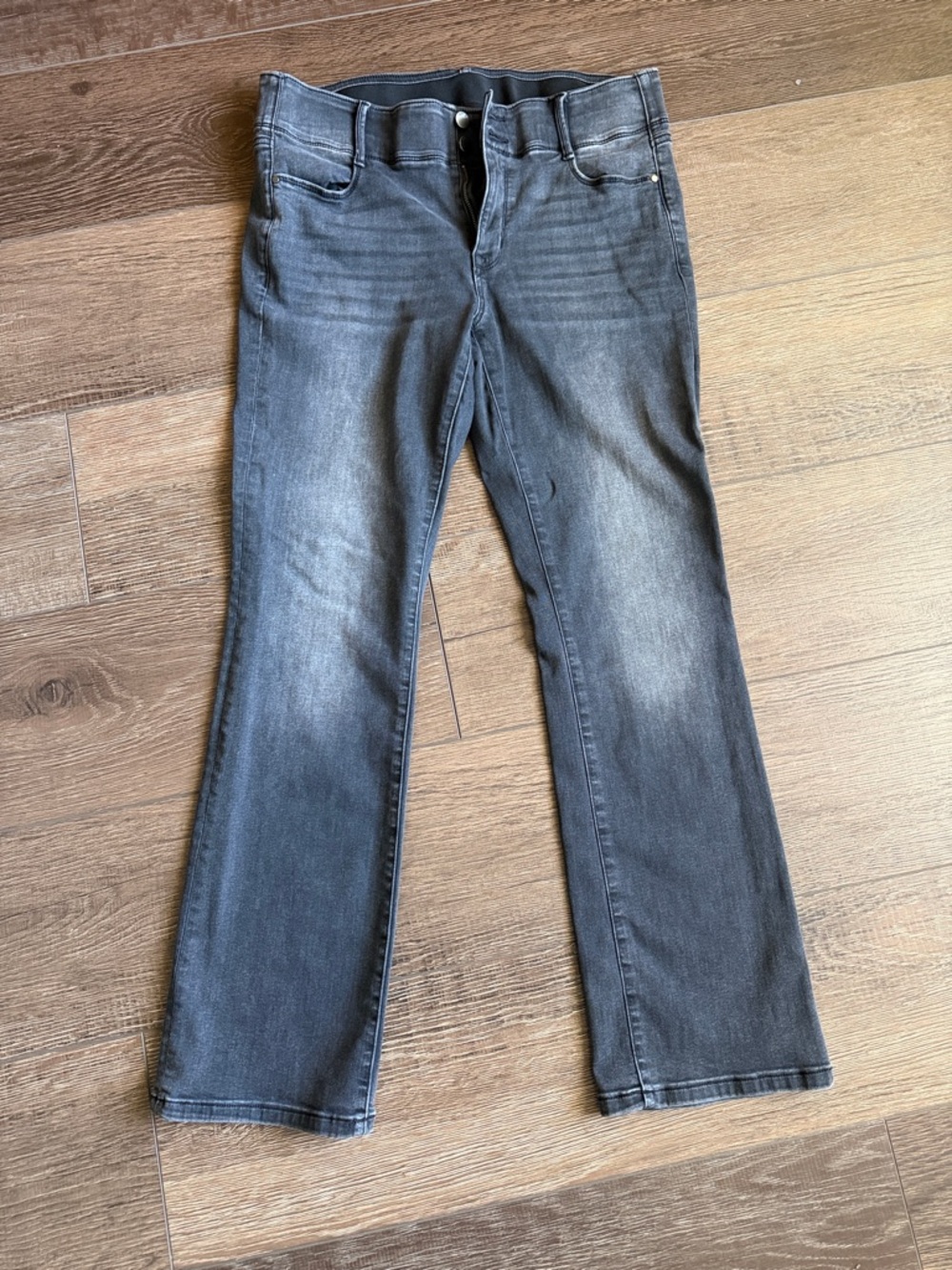 Apt. 9 Women's Black/Gray Boot Cut Jeans with Elastic Waist Band with Buttons